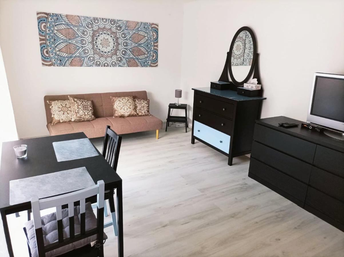 Kleine Ferienwohnung Mit Terrasse Am Waldrand Schonau  Luaran gambar